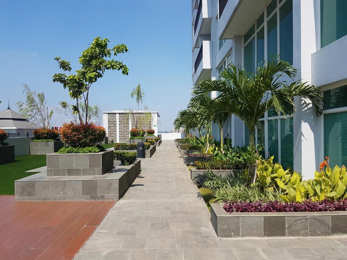 Elegant Studio Apartment At Tree Park City Cikokol By Travelio Tangerang Ngoại thất bức ảnh